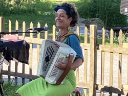 musicienne-accordeoniste-ecluse-tindiere