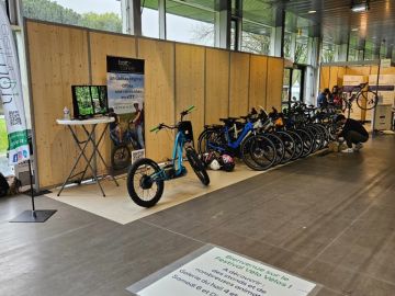 Vous connaissez Cycl'Yo ? Venez le voir à côté du stand de Trott'in Nantes à la foire de Nantes 😀😀.... un grand merci à l Office du Tourisme Erdre...