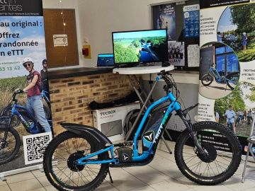 Et aujourd hui, c est le marché de Noël de Vigneux de Bretagne 😀
Pour remplir votre hôte, pensez à offrir une randonnee en trottinette tout terrain...