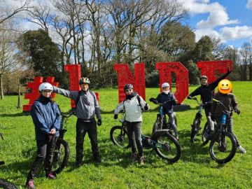 1ere rando printanière : humide et ensoleillée, bravo à vous...
#randonnee #trottinettetoutterrainelectrique #nortsurerdre #nantes